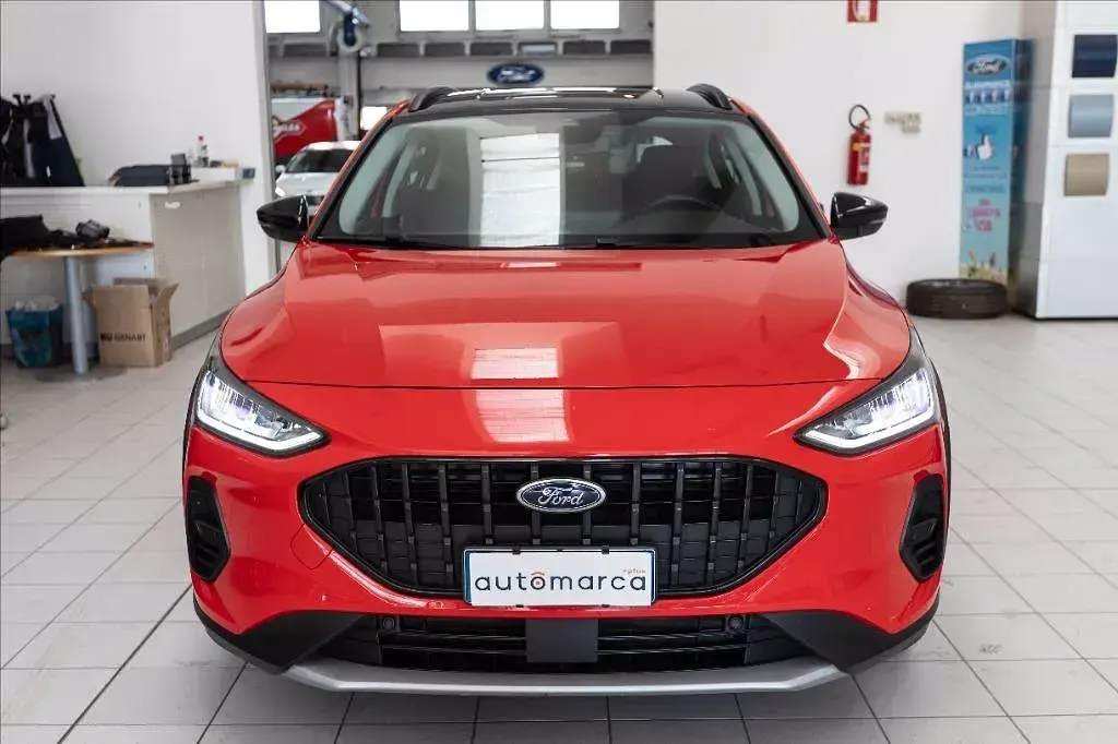 Usata Ford Focus Active 125 CV (91 kW) 2023 Rosso race Berlina