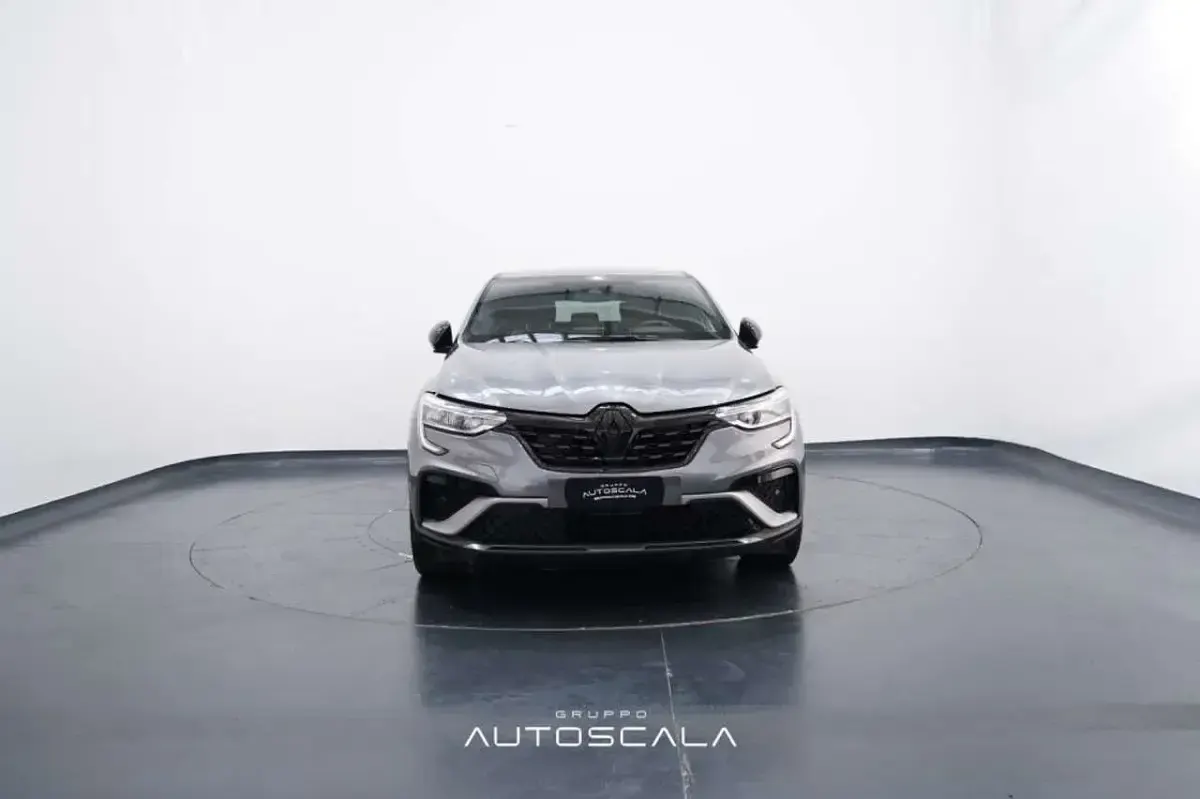 Usata Renault Arkana R.S. 94 CV (69 kW) 2023 Grigio titanio SUV