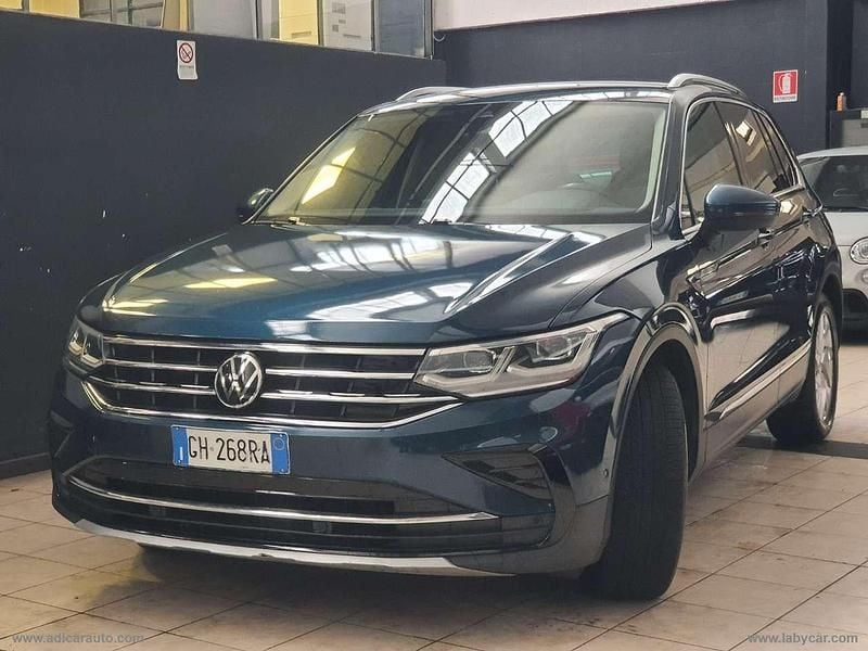 Usata VW Tiguan 150 CV (110 kW) 2022 Blu SUV