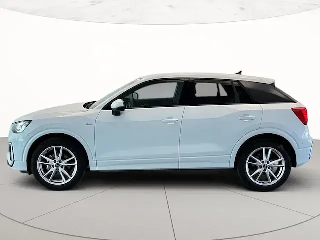 Usata Audi Q2 S-Line 150 CV (110 kW) 2025 Bianco ghiacciaio metallizzato SUV