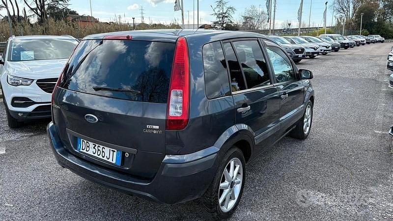 Usata Ford Fusion 67 CV (49 kW) 2008 Grigio Utilitaria