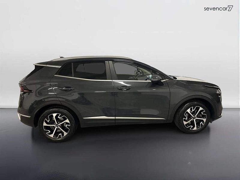 Begagnad Kia Sportage Style 136 HK (100 kW) 2023 Grå SUV