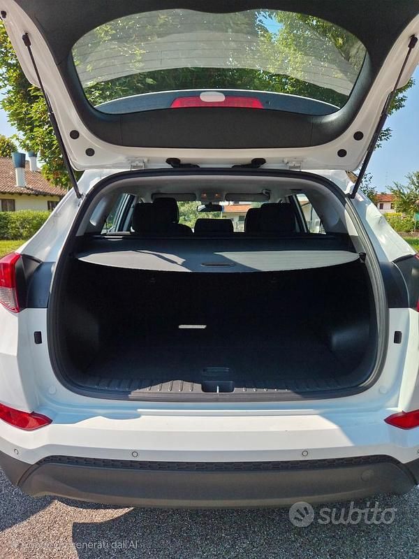 Usata Hyundai Tucson 116 CV (85 kW) 2018 Bianco SUV