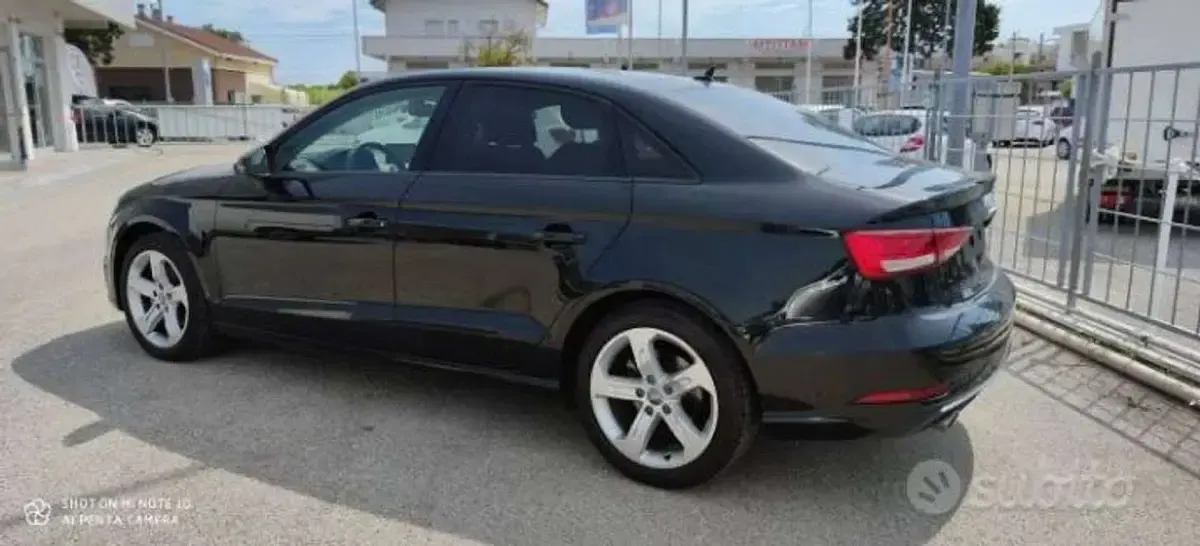 Usata Audi A3 Business 116 CV (85 kW) 2018 Nero Berlina