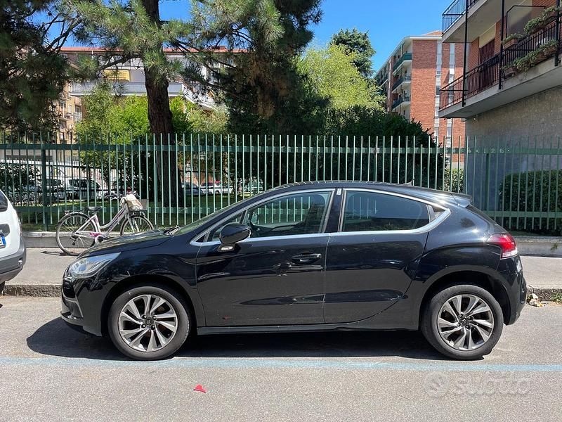 Usata Citroën DS4 115 CV (84 kW) 2013 Nero Utilitaria