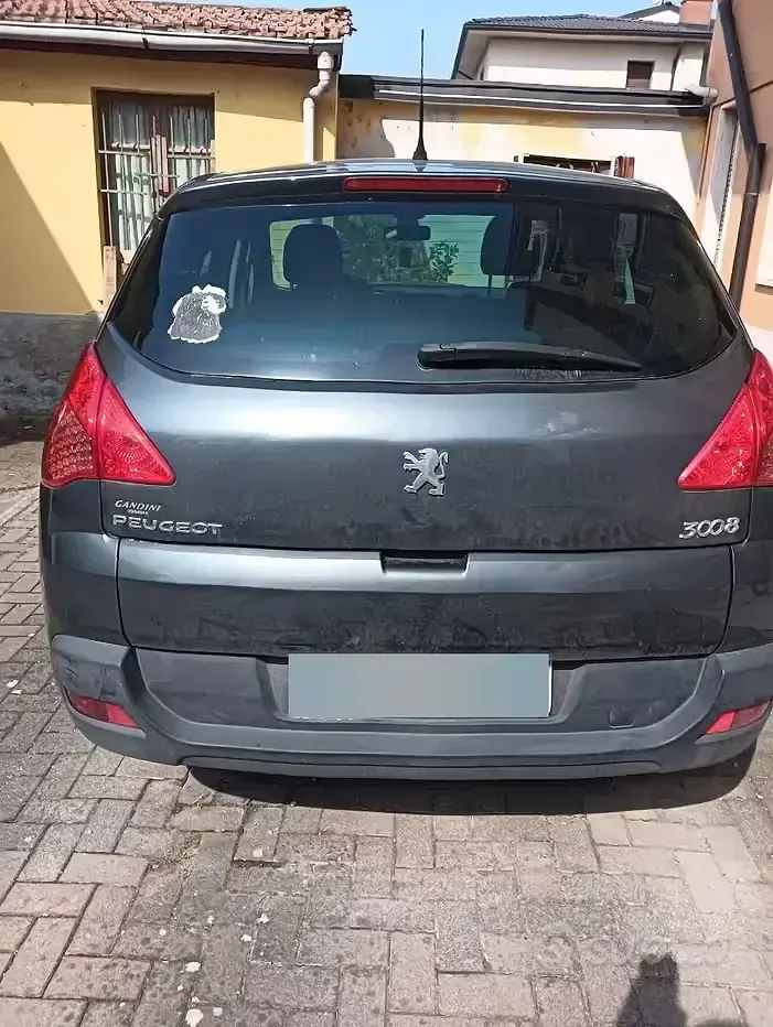 Usata Peugeot 3008 120 CV (88 kW) 2010 Grigio Station wagon