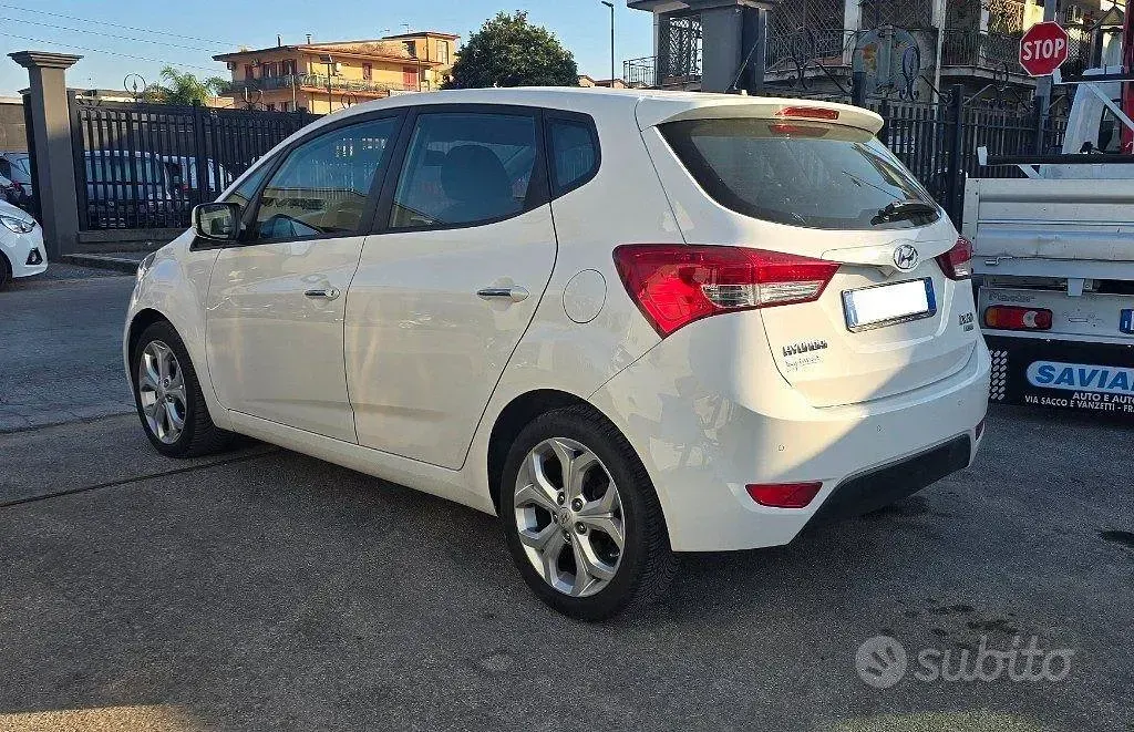Usata Hyundai ix20 Style 116 CV (85 kW) 2012 Bianco Utilitaria