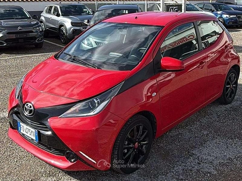 Rosso Usata 2016 Toyota Aygo Utilitaria | 7900 € (Ottimo prezzo) - Immagine 1/4