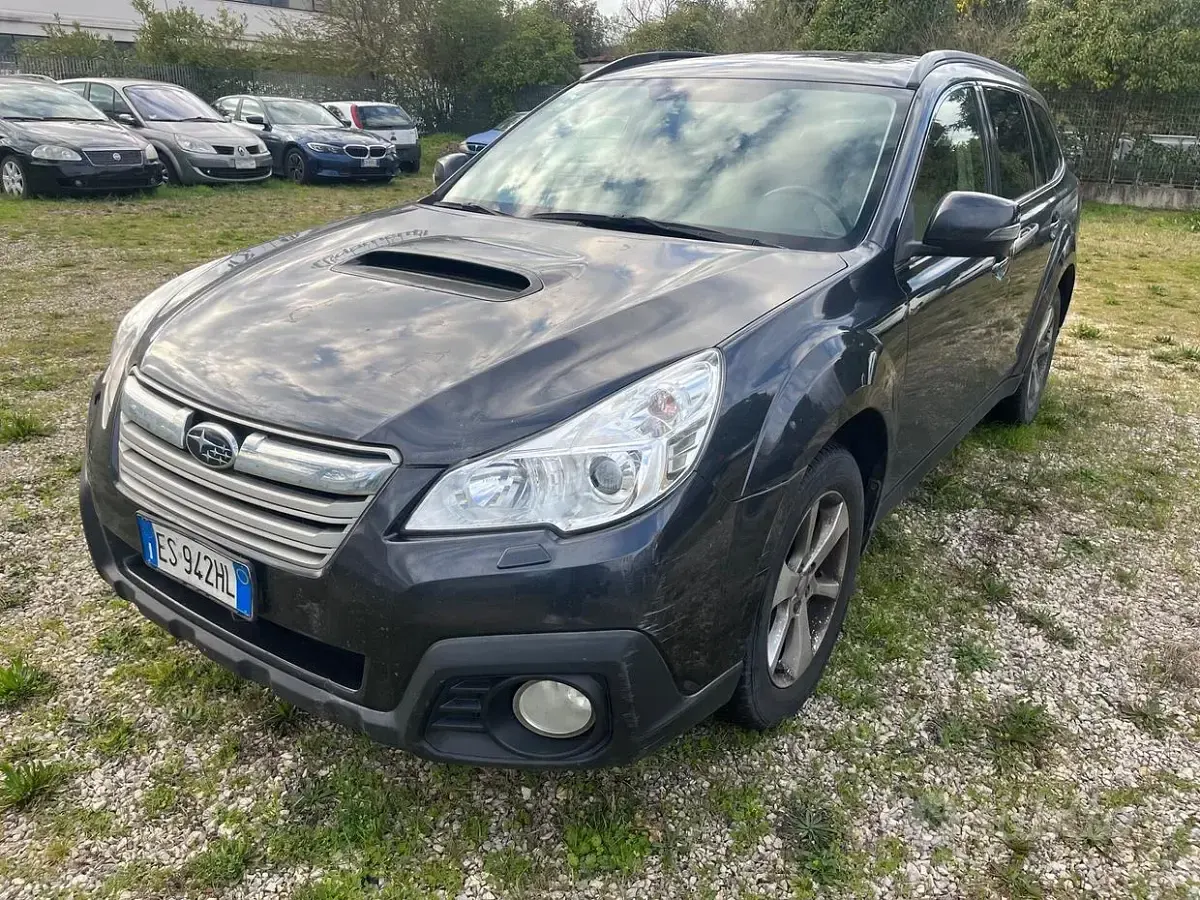 Usata Subaru Outback Trend 150 CV (110 kW) 2014 Grigio Station wagon