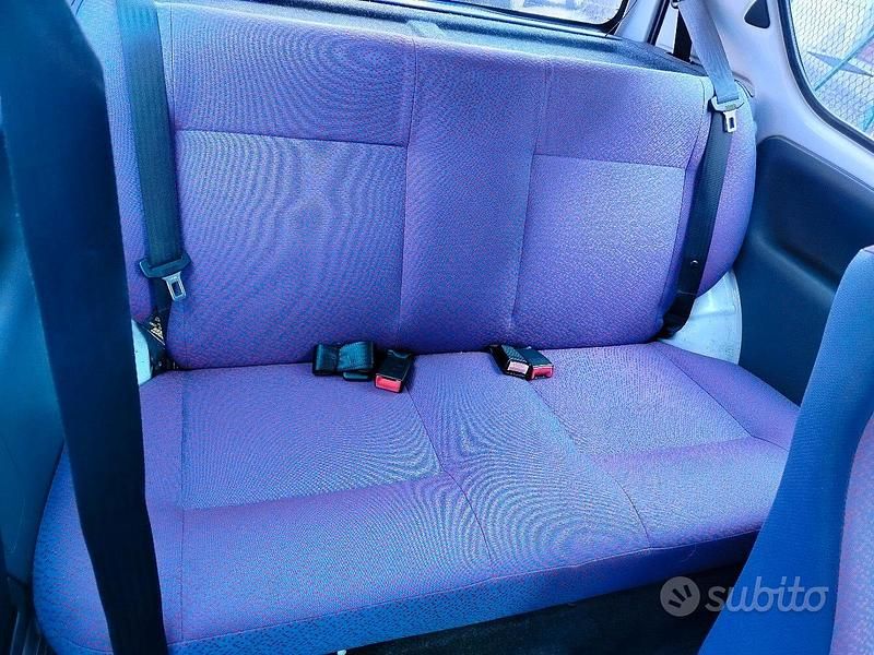 Usata Fiat Seicento Young 39 CV (28 kW) 2000 Bianco Utilitaria