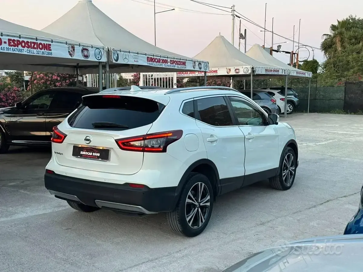 Usata Nissan Qashqai Tekna+ 116 CV (85 kW) 2020 Bianco SUV