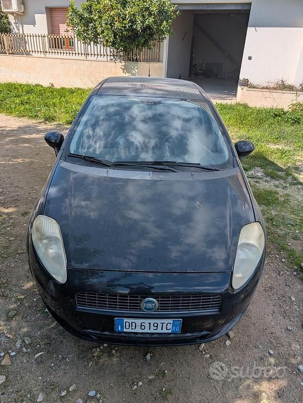Usata Fiat Grande Punto 65 CV (47 kW) 2007 Blu Utilitaria