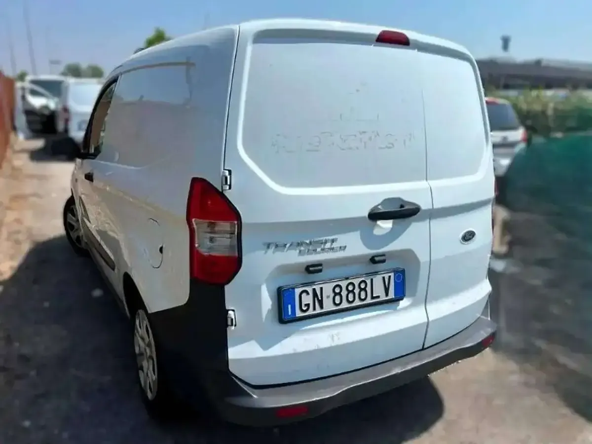 Usata Ford Tourneo Courier Trend 101 CV (74 kW) 2023 Bianco Monovolume