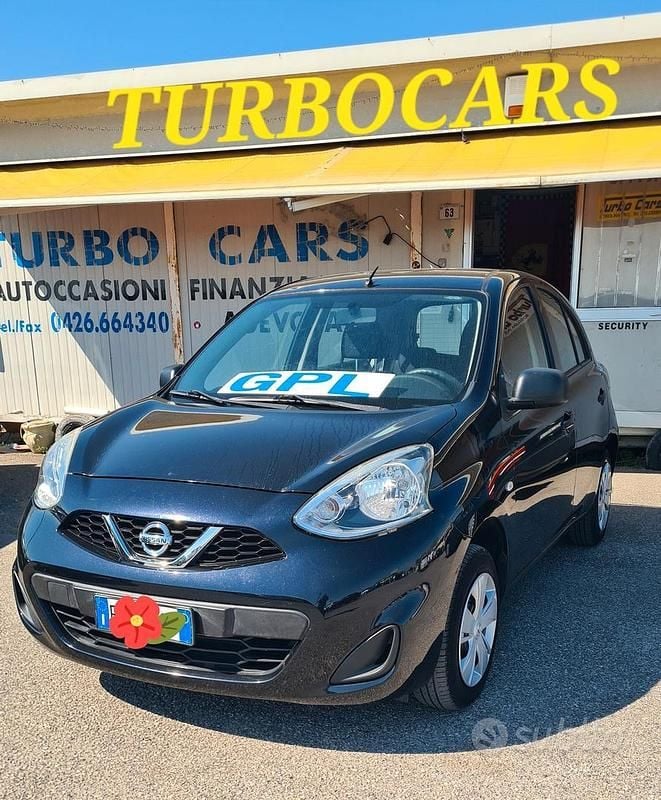 Usata Nissan Micra Visia 80 CV (58 kW) 2016 Nero Utilitaria