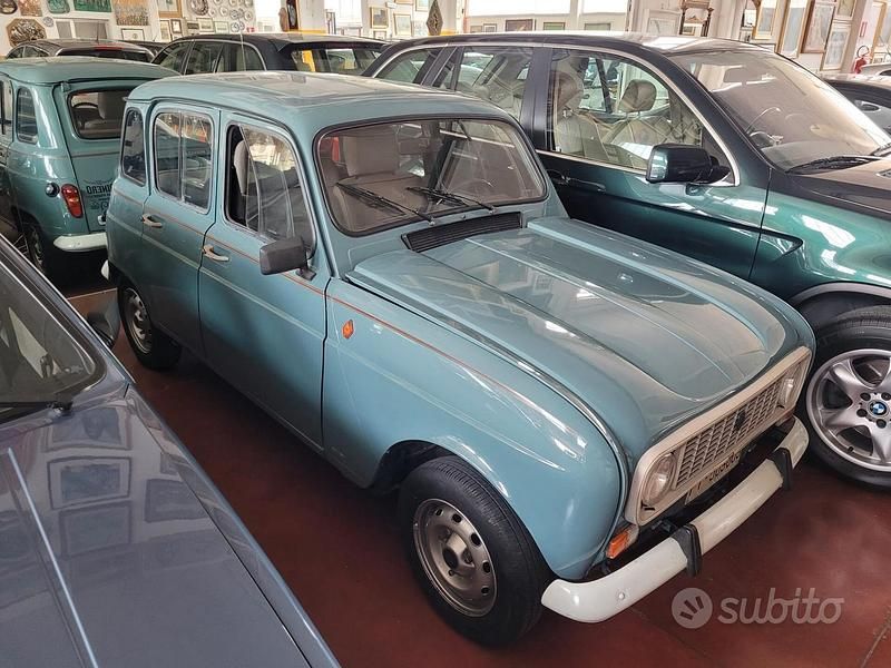 Usata Renault R4 34 CV (25 kW) 1989 Blu Berlina