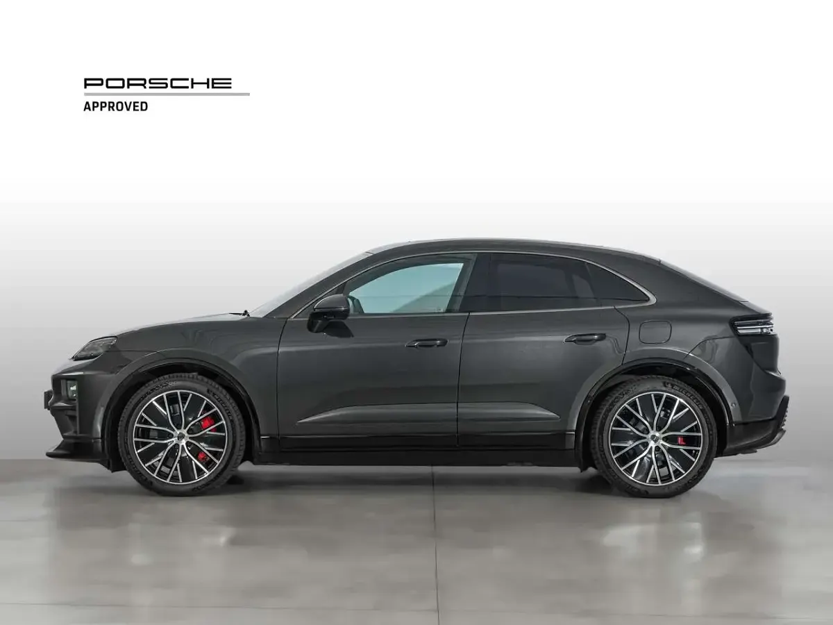 Usata Porsche Macan Turbo 469 kW (639 CV) 2025 Grigio SUV