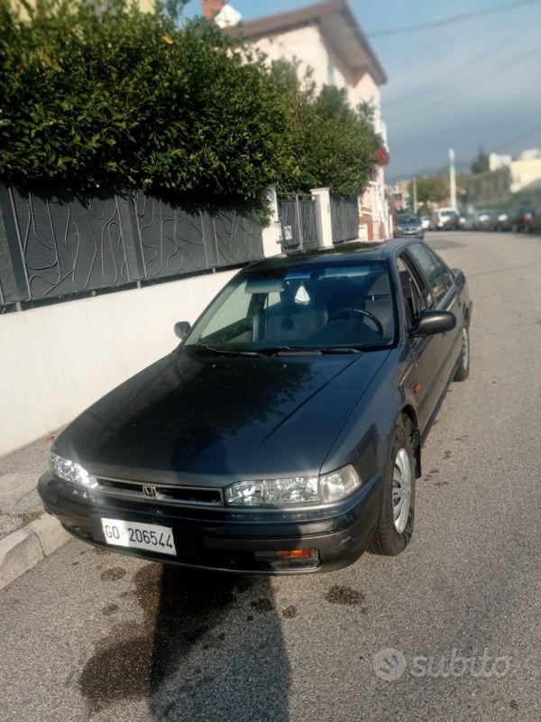 Usata 1991 Honda Accord Tre volumi | 4490 € - Immagine 1/4
