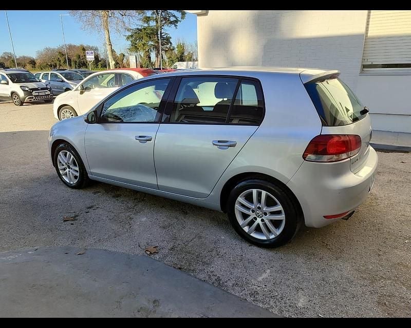 Usata VW Golf VI Comfortline 110 CV (80 kW) 2009 Argento Utilitaria