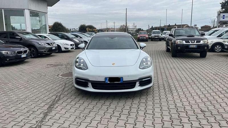 Usata Porsche Panamera 330 CV (242 kW) 2017 Bianco Berlina