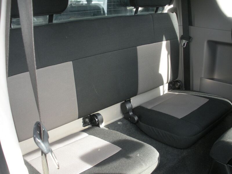 Usata Mitsubishi L200 136 CV (100 kW) 2014 Gray Pick-up