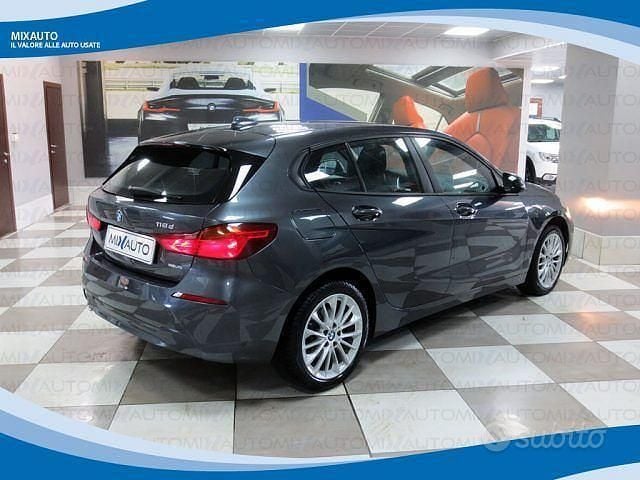 Usata BMW 116 Advantage 116 CV (85 kW) 2019 Grigio Utilitaria