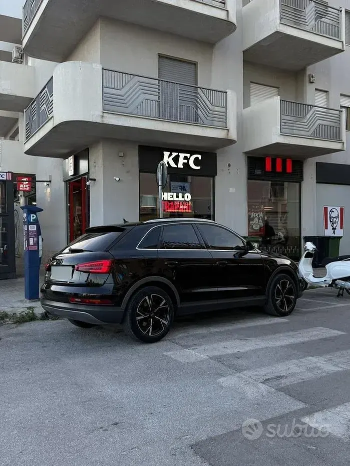 Usata Audi Q3 Exclusive 150 CV (110 kW) 2015 Nero SUV