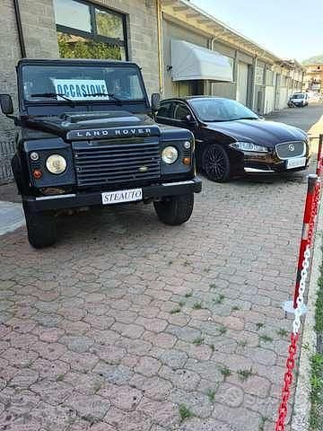 Usata Land Rover Defender 122 CV (89 kW) 2008 Nero SUV