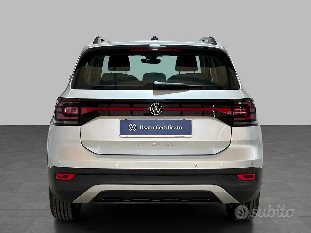 Usata VW T-Cross Life 95 CV (69 kW) 2024 Argento metallizzato SUV