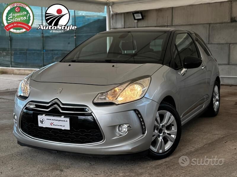 Grigio Usata 2015 DS Automobiles DS3 Sport Chic Coupé | 7800 € (Molto cara) - Immagine 1/4