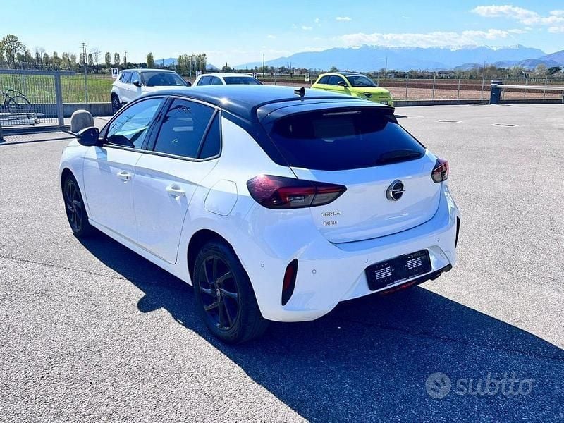 Usata Opel Corsa 101 CV (74 kW) 2023 Bianco Utilitaria
