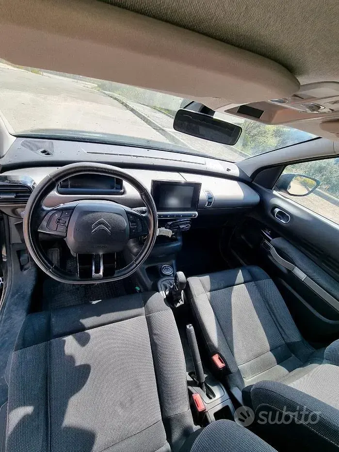 Usata Citroën C4 Cactus 99 CV (72 kW) 2015 Nero Utilitaria