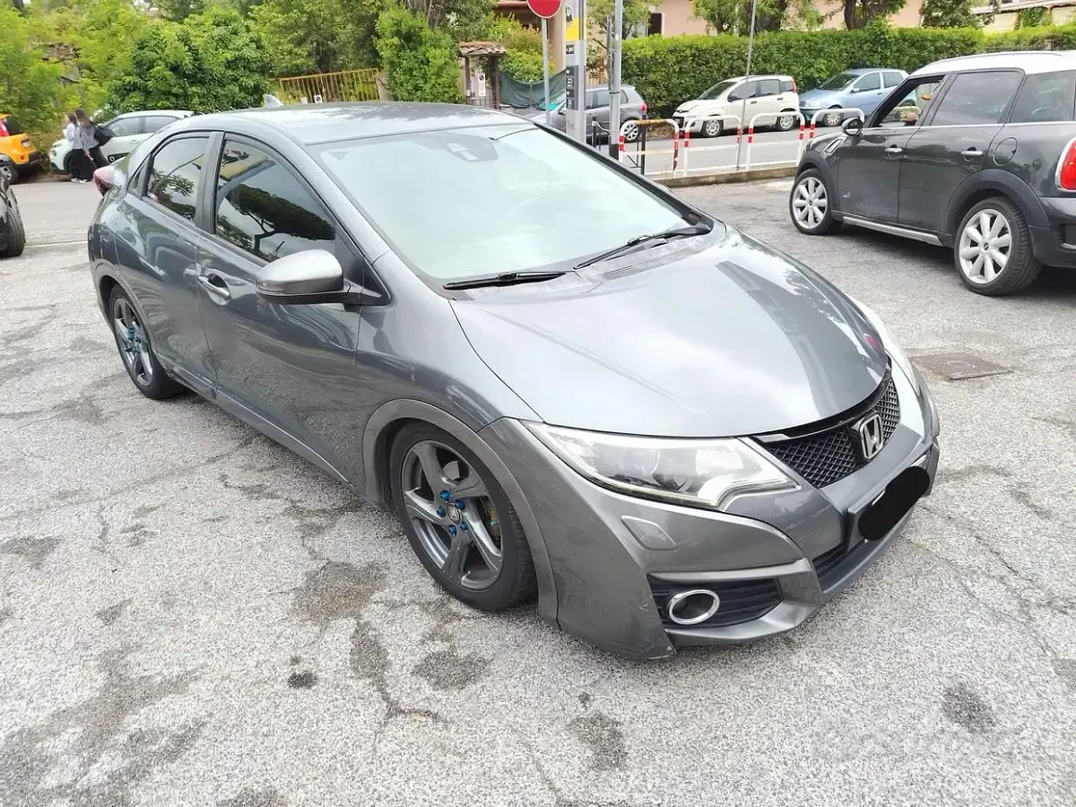 Usata Honda Civic Elegance 99 CV (72 kW) 2016 Other Berlina