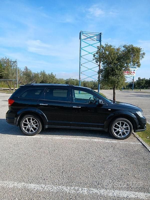 Usata Fiat Freemont 170 CV (125 kW) 2015 Nero SUV