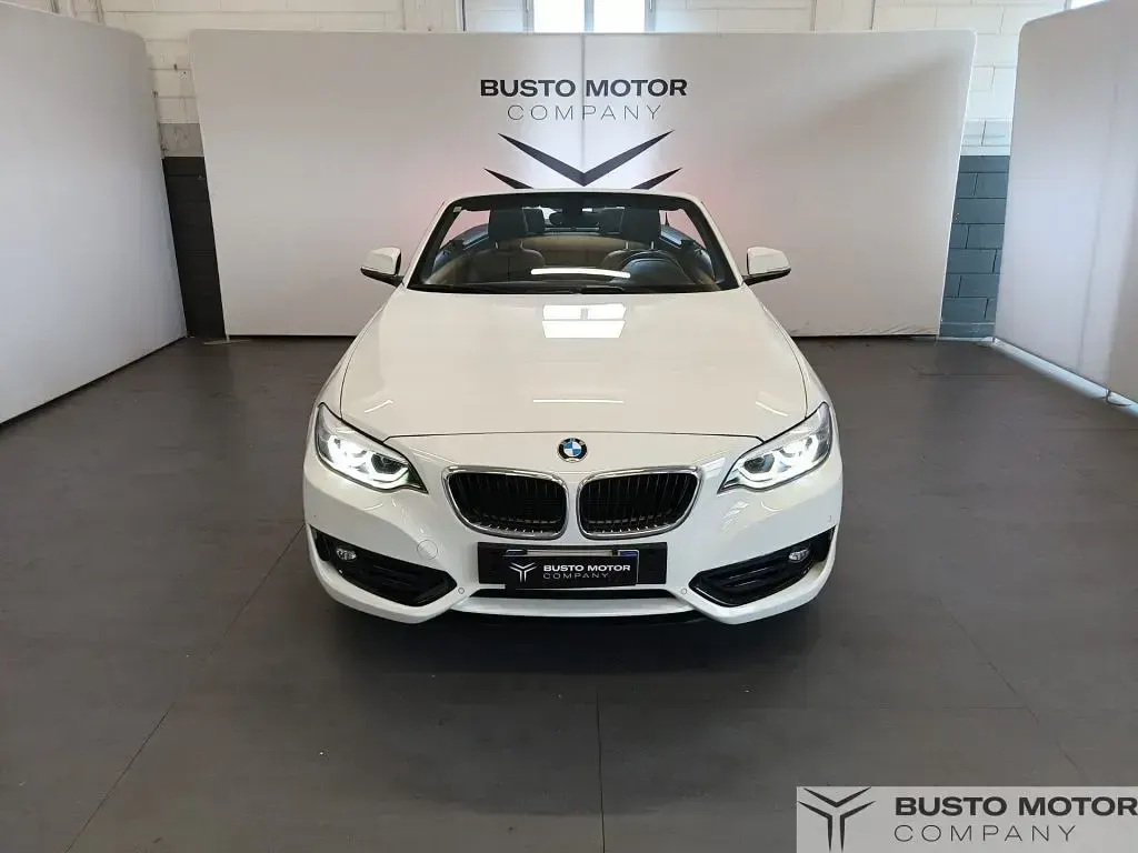 Usata BMW 218 M Sport 136 CV (100 kW) 2018 Bianco / metallizzato Cabrio
