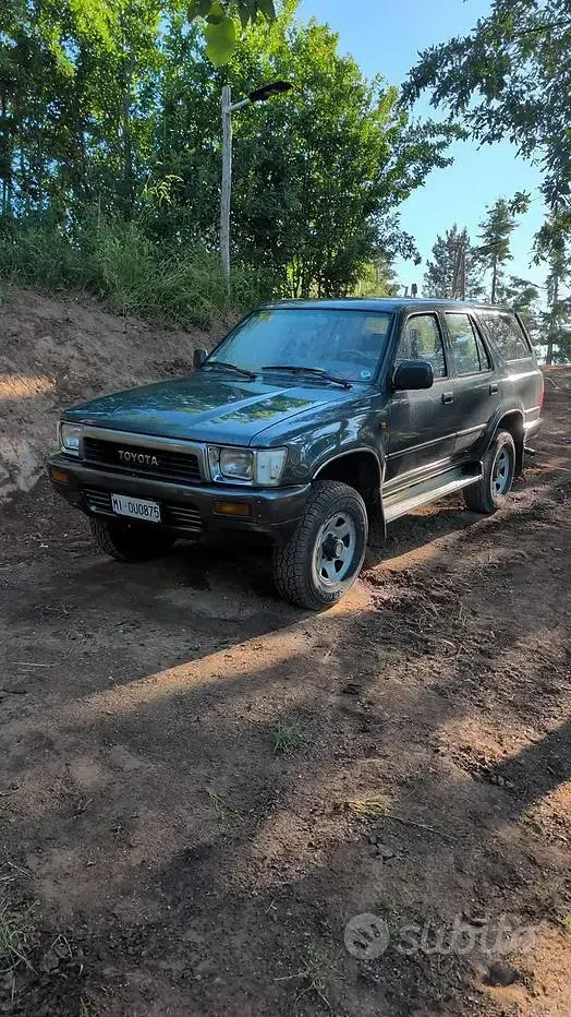 Usata Toyota 4 Runner 90 CV (66 kW) 1991 Verde SUV