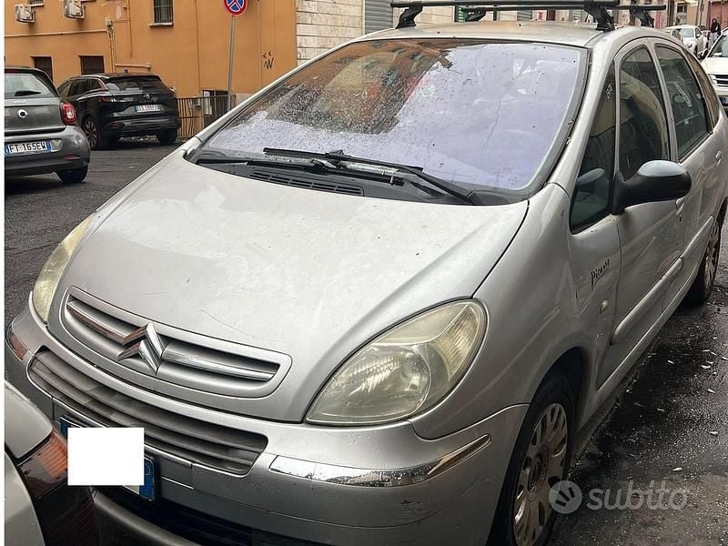 Grigio Usata 2009 Citroën Xsara Picasso Monovolume | 450 € - Immagine 1/4