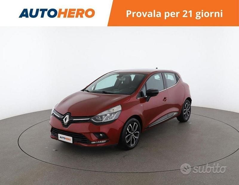 Rosso Usata 2018 Renault Clio IV Tre volumi | 10.499 € (Buon prezzo) - Immagine 1/4