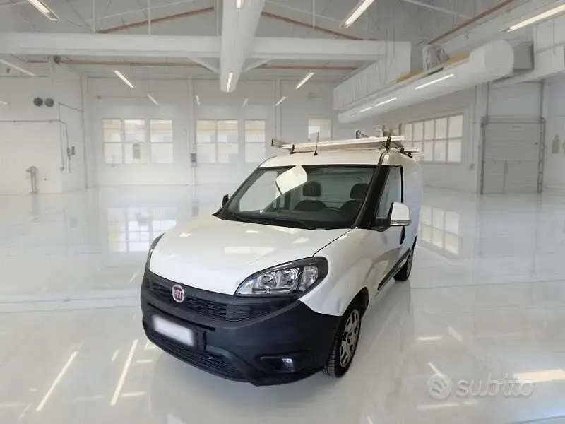 Usata Fiat Doblò 120 CV (88 kW) 2019 Monovolume