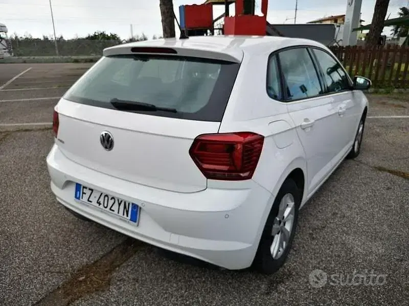 Usata VW Polo Comfortline 95 CV (69 kW) 2020 Bianco Utilitaria