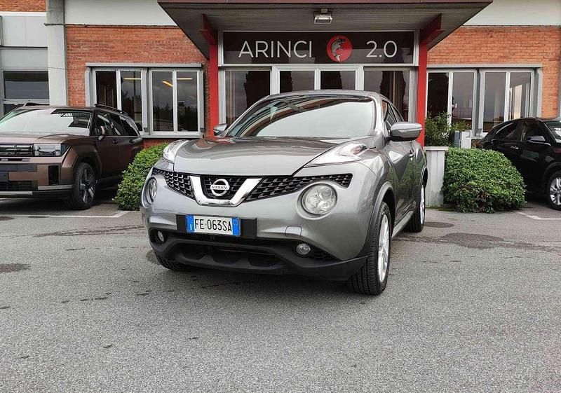 Dark metal grey Usata 2016 Nissan Juke N-Connecta SUV | 11.600 € (Buon prezzo) - Immagine 1/4