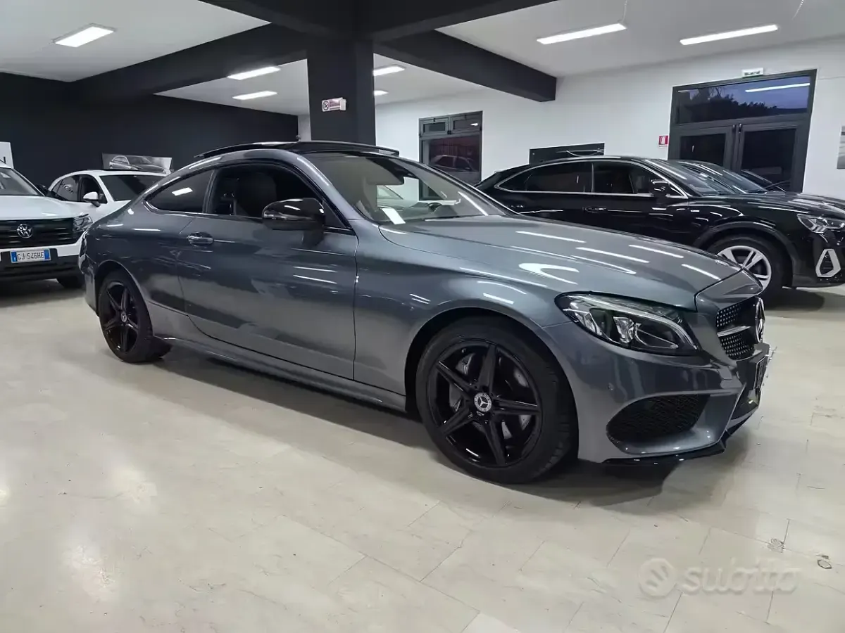 Gebraucht Mercedes C250 Premium 204 PS (150 kW) 2018 Grau Coupé