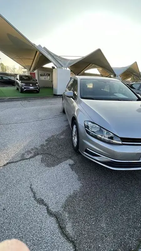 Usata VW Golf VIII Comfortline 129 CV (94 kW) 2021 Monovolume