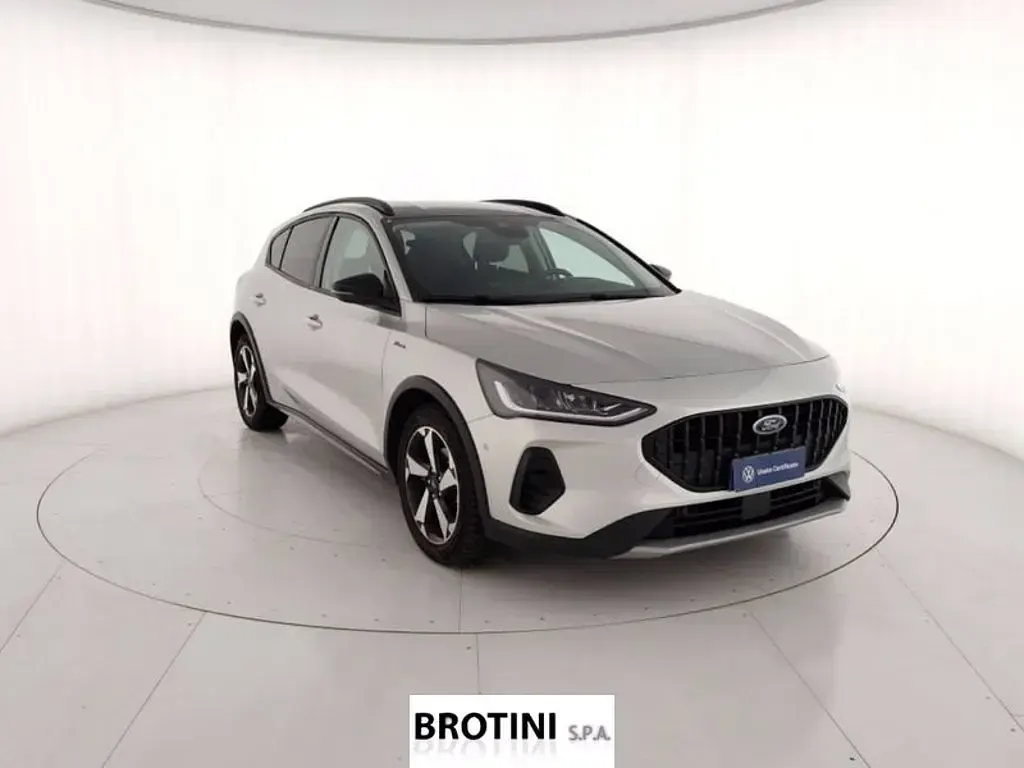 Usata Ford Focus Active X 116 CV (85 kW) 2023 Grigio metallizzato Berlina