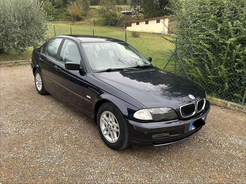 Usata BMW 320 136 CV (100 kW) 2000 Blu/azzurro Berlina