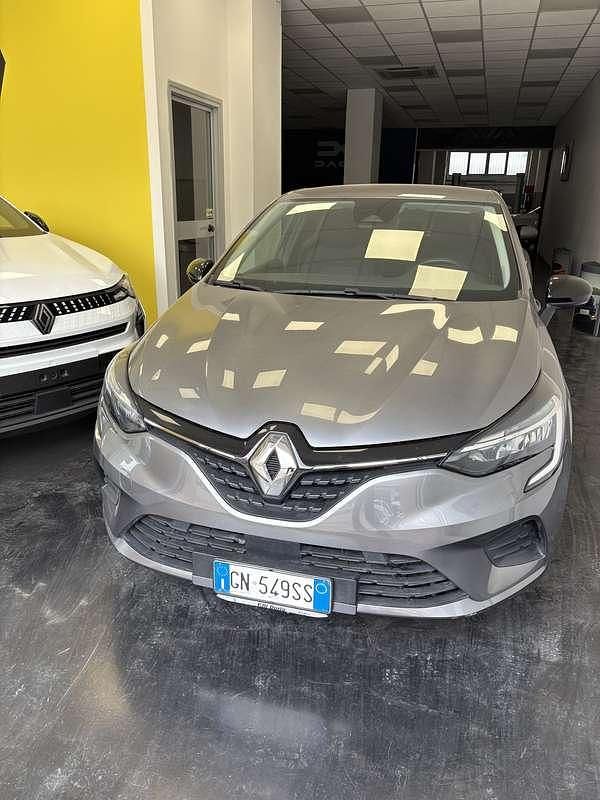 Usata Renault Clio V 90 CV (66 kW) 2023 Grigio Berlina