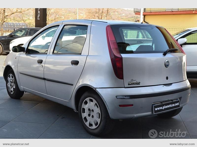 Usata Fiat Punto Dynamic 59 CV (43 kW) 2007 Argento Utilitaria