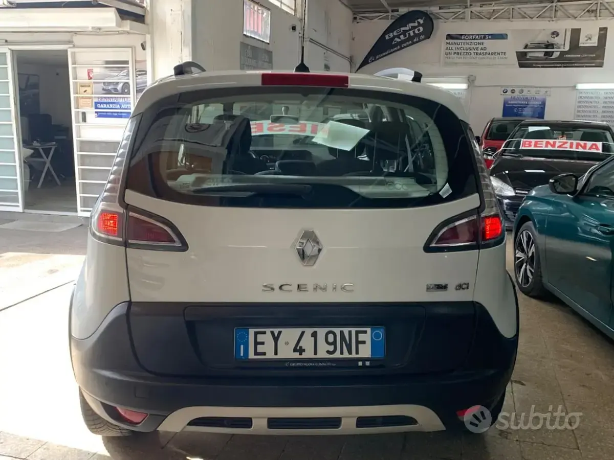 Usata Renault Scenic E-Tech XMOD 110 CV (80 kW) 2015 Bianco Monovolume
