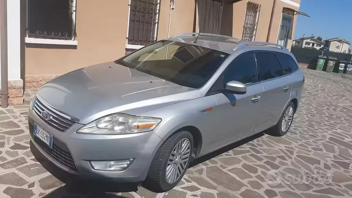 Usata Ford Mondeo 140 CV (102 kW) 2008 Grigio Station wagon
