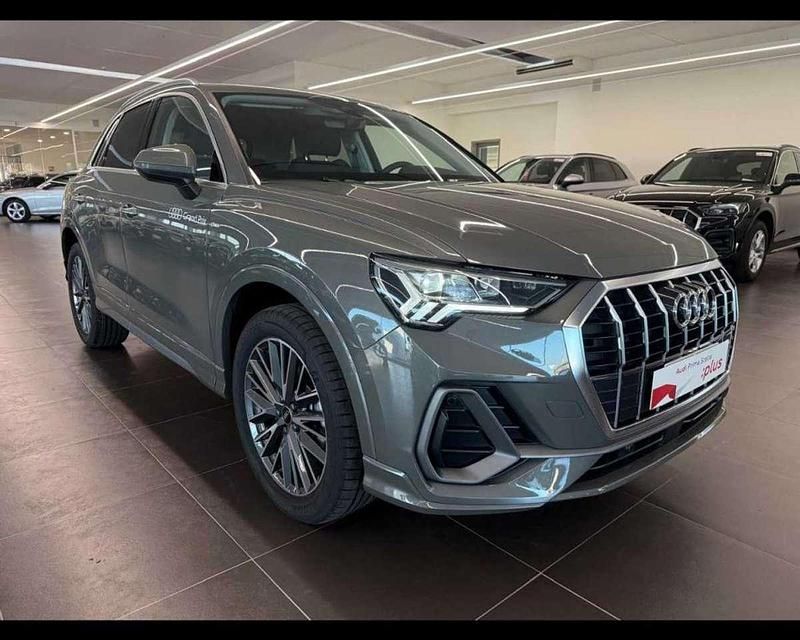 Usata Audi Q3 S-Line 245 CV (180 kW) 2024 Grigio SUV