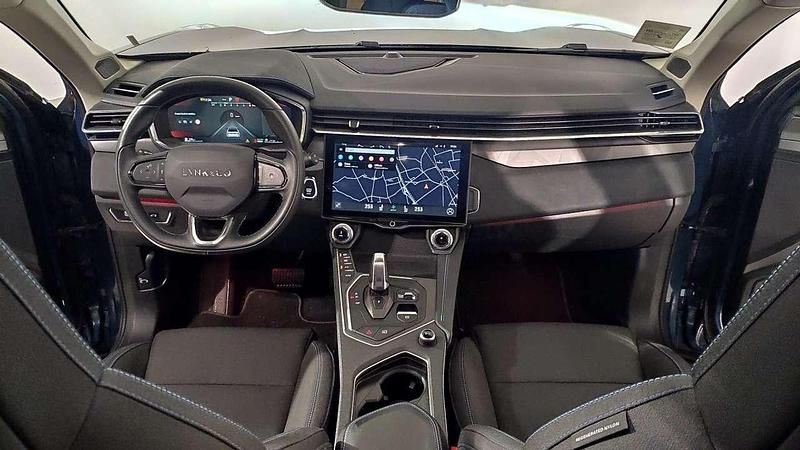 Usata Lynk & Co 01 179 CV (131 kW) 2024 Blu metallizzato / tetto nero SUV